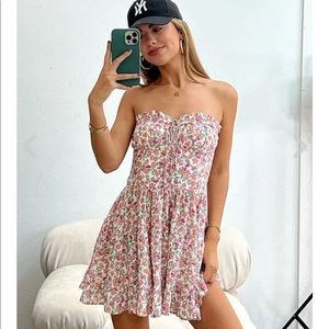 Lively Lover Charm Daffodil Dress from Isabelle’s Cabinet